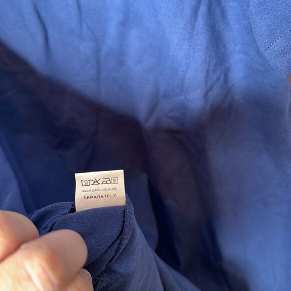 Dr. Seuss “Oh The Places You’ll Go” Navy Short Sleeve T-shirt. Size lg. and med. - Picture 5 of 5